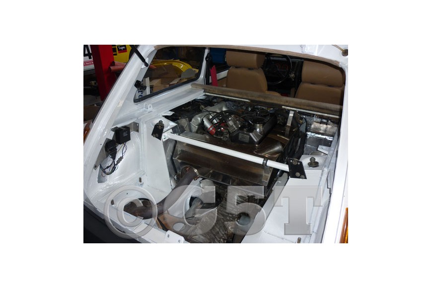 Restauración R5 Turbo Vano-Motor